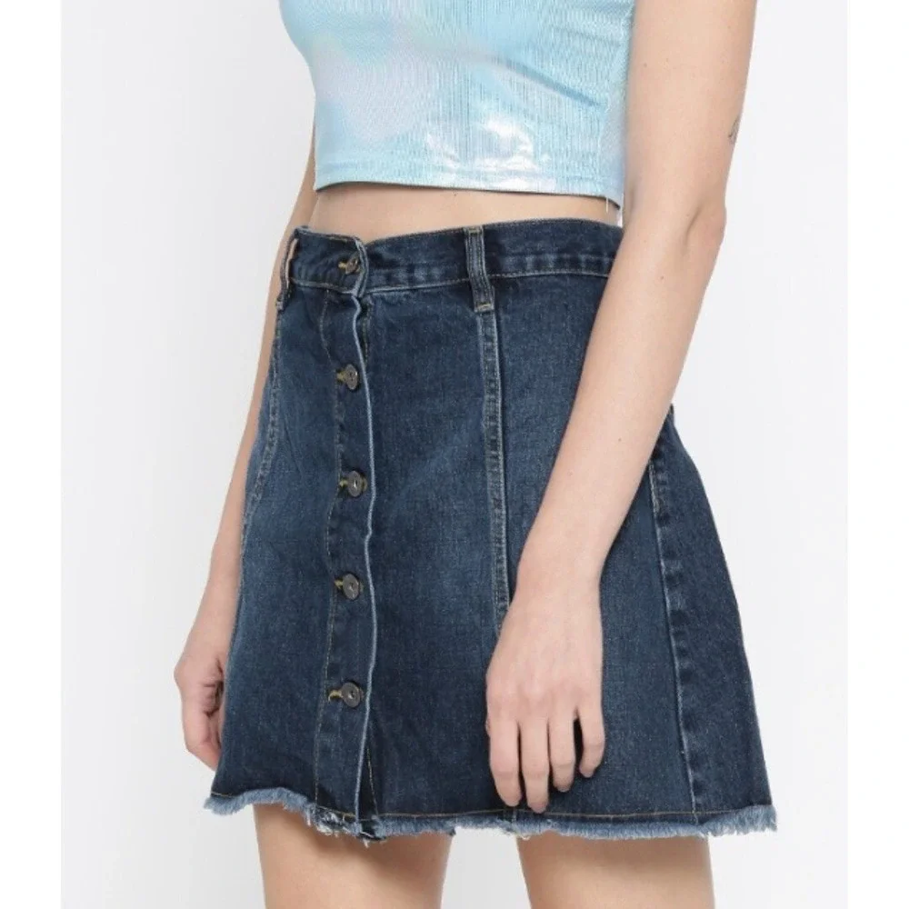 FOREVER 21 Women's A-Line Denim Mini Skirt Dark Wash Button Front Cotton Size 31